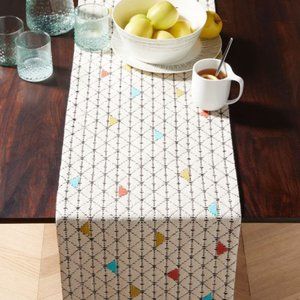 CRATE AND BARREL dining table runner